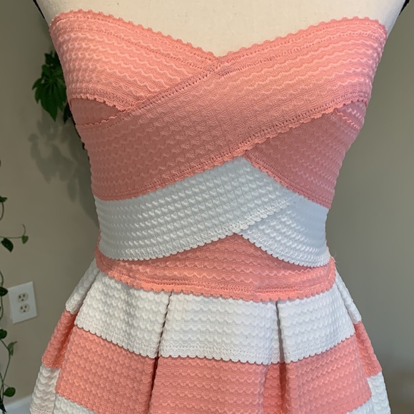 B. Darlin Pink And White Strapless Sundress - Picture 2 of 6